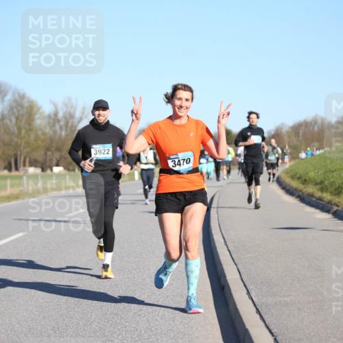06.04.2025 - 44. Internationalen Wilhelmsburger Insellauf Jannik Wohlers http://msf.ph/oto/7615573 06.04.2025 09:34:56 Laufen 0, 3922, 3470 meine-sportfotos.de