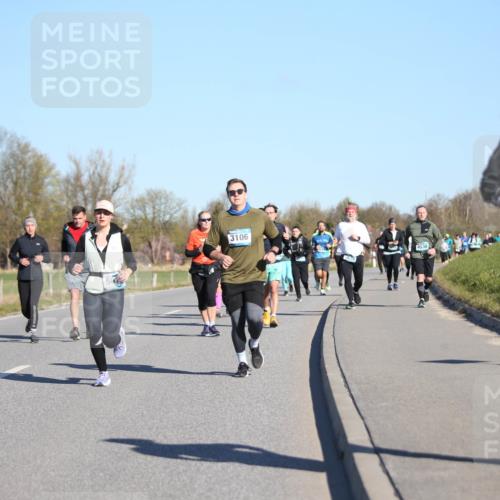 06.04.2025 - 44. Internationalen Wilhelmsburger Insellauf Jannik Wohlers http://msf.ph/oto/7615592 06.04.2025 09:35:00 Laufen 3754, 3106, 4538, 4268 meine-sportfotos.de