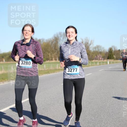 06.04.2025 - 44. Internationalen Wilhelmsburger Insellauf Jannik Wohlers http://msf.ph/oto/7615667 06.04.2025 09:35:17 Laufen 3280, 3277 meine-sportfotos.de