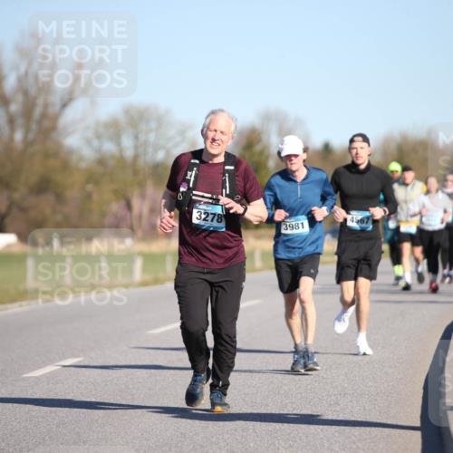 06.04.2025 - 44. Internationalen Wilhelmsburger Insellauf Jannik Wohlers http://msf.ph/oto/7615677 06.04.2025 09:35:21 Laufen 0, 4567, 3278, 3981 meine-sportfotos.de
