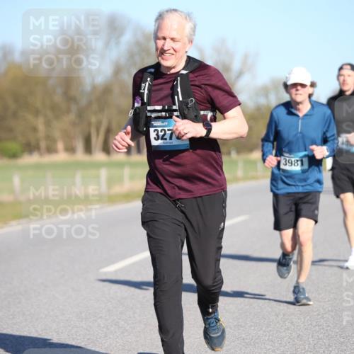 06.04.2025 - 44. Internationalen Wilhelmsburger Insellauf Jannik Wohlers http://msf.ph/oto/7615688 06.04.2025 09:35:25 Laufen 327, 117, 3981 meine-sportfotos.de