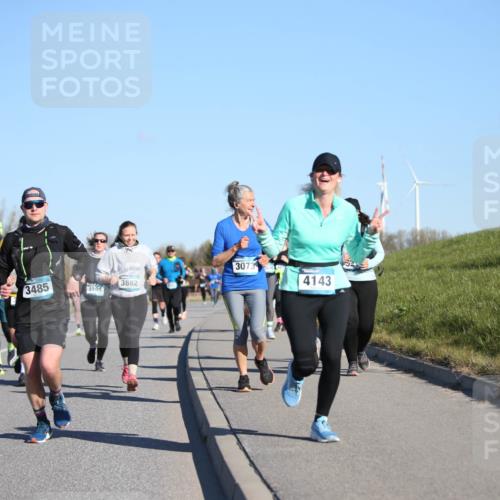 06.04.2025 - 44. Internationalen Wilhelmsburger Insellauf Jannik Wohlers http://msf.ph/oto/7615703 06.04.2025 09:35:33 Laufen 3073, 3485, 3882, 456, 4143 meine-sportfotos.de
