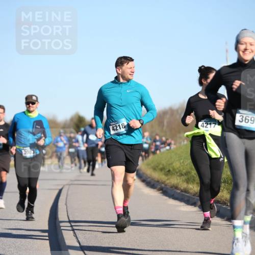 06.04.2025 - 44. Internationalen Wilhelmsburger Insellauf Jannik Wohlers http://msf.ph/oto/7615726 06.04.2025 09:35:38 Laufen 3083, 4218, 4217, 3695 meine-sportfotos.de