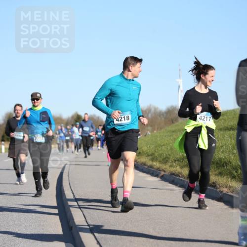 06.04.2025 - 44. Internationalen Wilhelmsburger Insellauf Jannik Wohlers http://msf.ph/oto/7615729 06.04.2025 09:35:39 Laufen 3082, 3990, 3083, 4218, 4217, 3695 meine-sportfotos.de