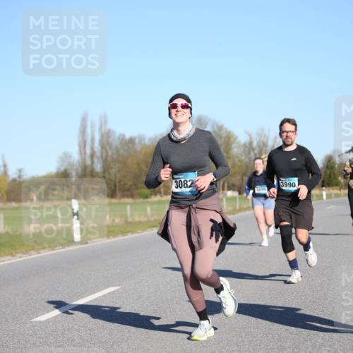06.04.2025 - 44. Internationalen Wilhelmsburger Insellauf Jannik Wohlers http://msf.ph/oto/7615756 06.04.2025 09:35:42 Laufen 3082, 3499, 3990, 3919 meine-sportfotos.de