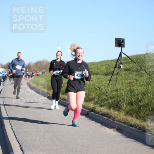 06.04.2025 - 44. Internationalen Wilhelmsburger Insellauf Jannik Wohlers http://msf.ph/oto/7615781 06.04.2025 09:35:46 Laufen 3919, 4153, 4260 meine-sportfotos.de