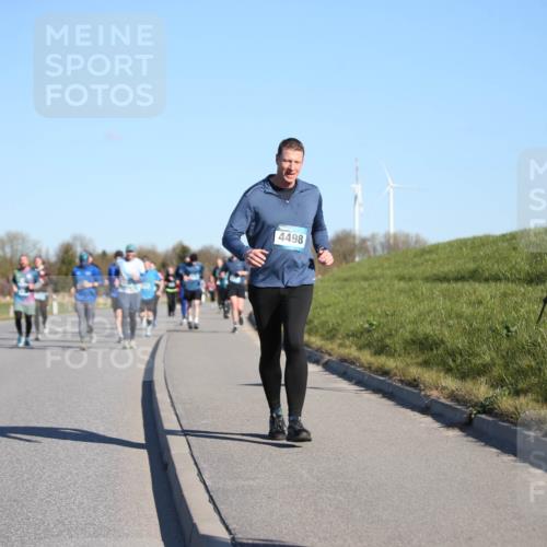 06.04.2025 - 44. Internationalen Wilhelmsburger Insellauf Jannik Wohlers http://msf.ph/oto/7615794 06.04.2025 09:35:49 Laufen 4498 meine-sportfotos.de