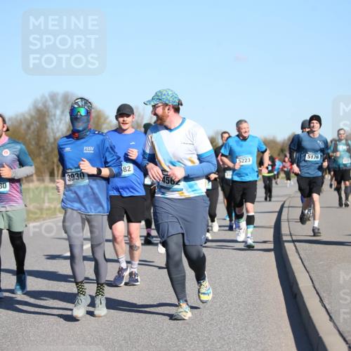06.04.2025 - 44. Internationalen Wilhelmsburger Insellauf Jannik Wohlers http://msf.ph/oto/7615820 06.04.2025 09:35:56 Laufen 4580, 3930, 5223, 82, 4562, 5176, 3287 meine-sportfotos.de