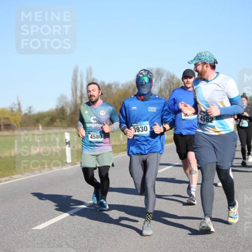 06.04.2025 - 44. Internationalen Wilhelmsburger Insellauf Jannik Wohlers http://msf.ph/oto/7615822 06.04.2025 09:35:57 Laufen 4562, 5223, 3905, 4580, 3930 meine-sportfotos.de