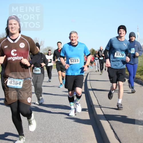 06.04.2025 - 44. Internationalen Wilhelmsburger Insellauf Jannik Wohlers http://msf.ph/oto/7615838 06.04.2025 09:35:59 Laufen 4364, 3905, 5223, 5176, 72 meine-sportfotos.de