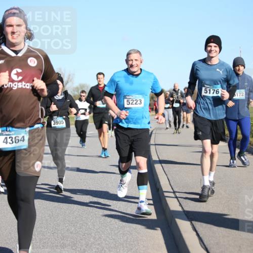 06.04.2025 - 44. Internationalen Wilhelmsburger Insellauf Jannik Wohlers http://msf.ph/oto/7615840 06.04.2025 09:35:59 Laufen 4364, 3905, 5223, 5176, 172 meine-sportfotos.de