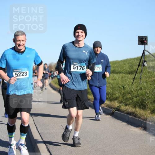 06.04.2025 - 44. Internationalen Wilhelmsburger Insellauf Jannik Wohlers http://msf.ph/oto/7615844 06.04.2025 09:36:00 Laufen 5223, 5176, 172 meine-sportfotos.de