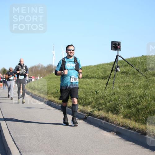 06.04.2025 - 44. Internationalen Wilhelmsburger Insellauf Jannik Wohlers http://msf.ph/oto/7615858 06.04.2025 09:36:02 Laufen 3192 meine-sportfotos.de