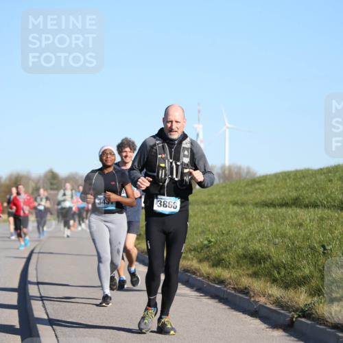 06.04.2025 - 44. Internationalen Wilhelmsburger Insellauf Jannik Wohlers http://msf.ph/oto/7615872 06.04.2025 09:36:05 Laufen 4295, 345, 3868 meine-sportfotos.de