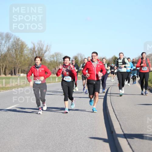06.04.2025 - 44. Internationalen Wilhelmsburger Insellauf Jannik Wohlers http://msf.ph/oto/7615905 06.04.2025 09:36:12 Laufen 4209, 4191, 3125 meine-sportfotos.de