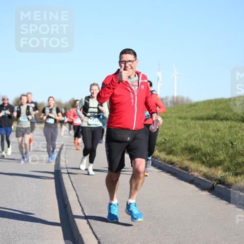 06.04.2025 - 44. Internationalen Wilhelmsburger Insellauf Jannik Wohlers http://msf.ph/oto/7615915 06.04.2025 09:36:14 Laufen 4191, 3680 meine-sportfotos.de