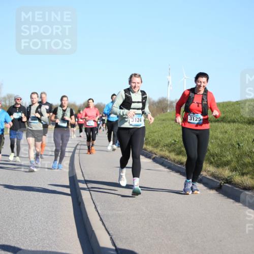 06.04.2025 - 44. Internationalen Wilhelmsburger Insellauf Jannik Wohlers http://msf.ph/oto/7615922 06.04.2025 09:36:16 Laufen 3817, 3124, 3980, 3979, 4403, 3125 meine-sportfotos.de