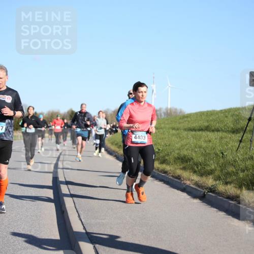 06.04.2025 - 44. Internationalen Wilhelmsburger Insellauf Jannik Wohlers http://msf.ph/oto/7615942 06.04.2025 09:36:20 Laufen 4403, 4457, 13, 39 meine-sportfotos.de