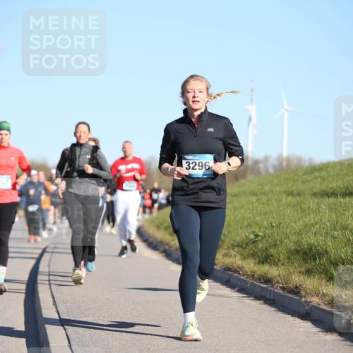 06.04.2025 - 44. Internationalen Wilhelmsburger Insellauf Jannik Wohlers http://msf.ph/oto/7615965 06.04.2025 09:36:27 Laufen 3707, 3296 meine-sportfotos.de