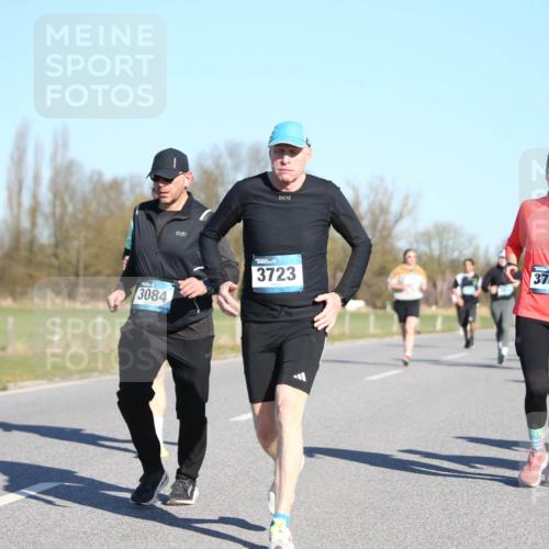 06.04.2025 - 44. Internationalen Wilhelmsburger Insellauf Jannik Wohlers http://msf.ph/oto/7615977 06.04.2025 09:36:30 Laufen 3084, 3723, 3707 meine-sportfotos.de