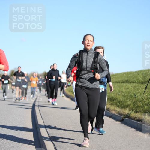 06.04.2025 - 44. Internationalen Wilhelmsburger Insellauf Jannik Wohlers http://msf.ph/oto/7615981 06.04.2025 09:36:31 Laufen 3707 meine-sportfotos.de