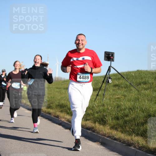 06.04.2025 - 44. Internationalen Wilhelmsburger Insellauf Jannik Wohlers http://msf.ph/oto/7615995 06.04.2025 09:36:34 Laufen 4235, 4489 meine-sportfotos.de