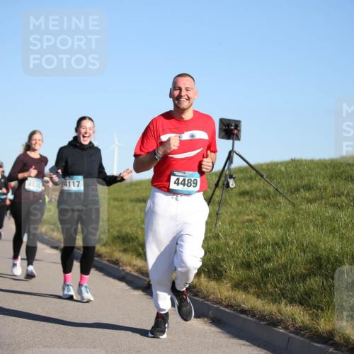 06.04.2025 - 44. Internationalen Wilhelmsburger Insellauf Jannik Wohlers http://msf.ph/oto/7615997 06.04.2025 09:36:34 Laufen 4235, 4117, 4489 meine-sportfotos.de