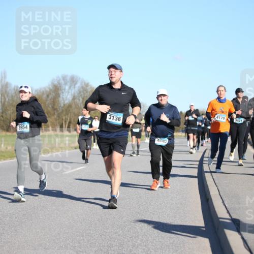 06.04.2025 - 44. Internationalen Wilhelmsburger Insellauf Jannik Wohlers http://msf.ph/oto/7616010 06.04.2025 09:36:37 Laufen 39, 3136, 3954, 4540, 4179, 3421, 177, 42 meine-sportfotos.de
