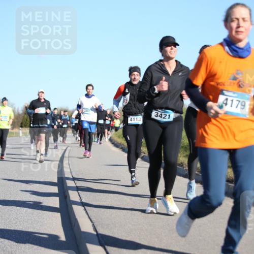 06.04.2025 - 44. Internationalen Wilhelmsburger Insellauf Jannik Wohlers http://msf.ph/oto/7616026 06.04.2025 09:36:40 Laufen 4363, 193, 3807, 4113, 3421, 4179 meine-sportfotos.de