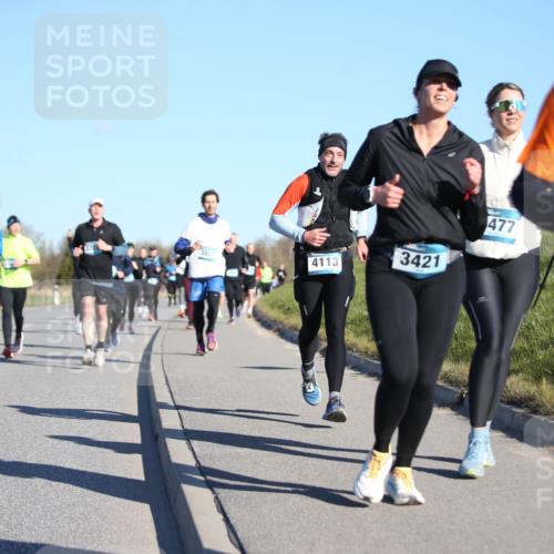 06.04.2025 - 44. Internationalen Wilhelmsburger Insellauf Jannik Wohlers http://msf.ph/oto/7616030 06.04.2025 09:36:40 Laufen 4363, 3807, 4113, 3421, 477, 4179 meine-sportfotos.de