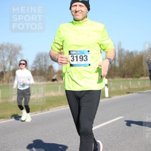 06.04.2025 - 44. Internationalen Wilhelmsburger Insellauf Jannik Wohlers http://msf.ph/oto/7616053 06.04.2025 09:36:46 Laufen 3193 meine-sportfotos.de