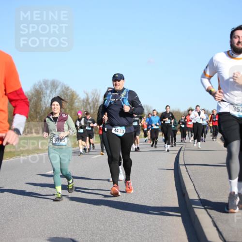 06.04.2025 - 44. Internationalen Wilhelmsburger Insellauf Jannik Wohlers http://msf.ph/oto/7616090 06.04.2025 09:36:52 Laufen 4318, 3765, 4433, 3523 meine-sportfotos.de
