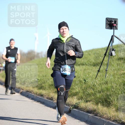 06.04.2025 - 44. Internationalen Wilhelmsburger Insellauf Jannik Wohlers http://msf.ph/oto/7616095 06.04.2025 09:36:54 Laufen 3883 meine-sportfotos.de