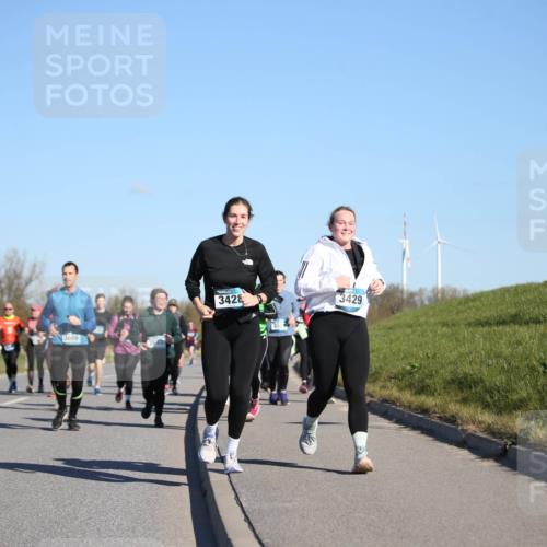 06.04.2025 - 44. Internationalen Wilhelmsburger Insellauf Jannik Wohlers http://msf.ph/oto/7616117 06.04.2025 09:36:58 Laufen 3010, 6998, 3666, 3428, 3429 meine-sportfotos.de