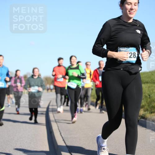 06.04.2025 - 44. Internationalen Wilhelmsburger Insellauf Jannik Wohlers http://msf.ph/oto/7616135 06.04.2025 09:37:01 Laufen 28 meine-sportfotos.de