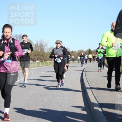 06.04.2025 - 44. Internationalen Wilhelmsburger Insellauf Jannik Wohlers http://msf.ph/oto/7616164 06.04.2025 09:37:05 Laufen 4132, 4367, 3972, 4092, 3530 meine-sportfotos.de
