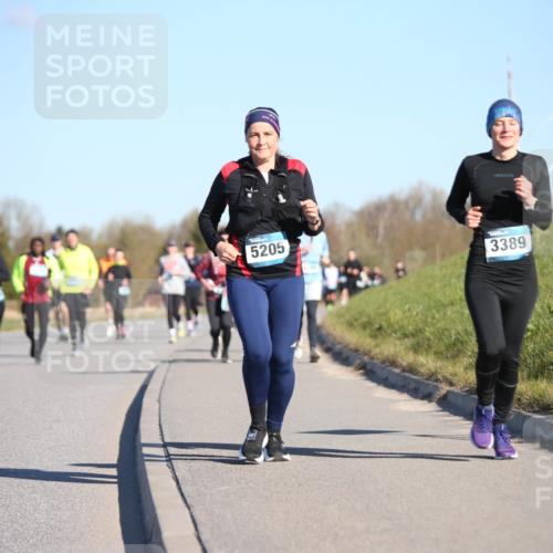 06.04.2025 - 44. Internationalen Wilhelmsburger Insellauf Jannik Wohlers http://msf.ph/oto/7616201 06.04.2025 09:37:15 Laufen 3157, 5205, 3389 meine-sportfotos.de