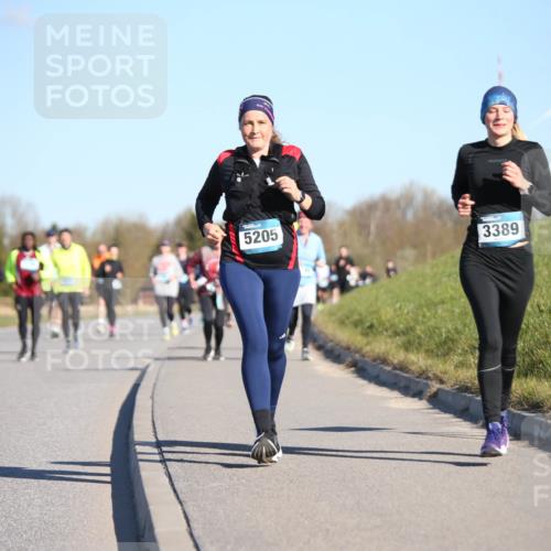 06.04.2025 - 44. Internationalen Wilhelmsburger Insellauf Jannik Wohlers http://msf.ph/oto/7616202 06.04.2025 09:37:15 Laufen 3152, 5205, 3389 meine-sportfotos.de