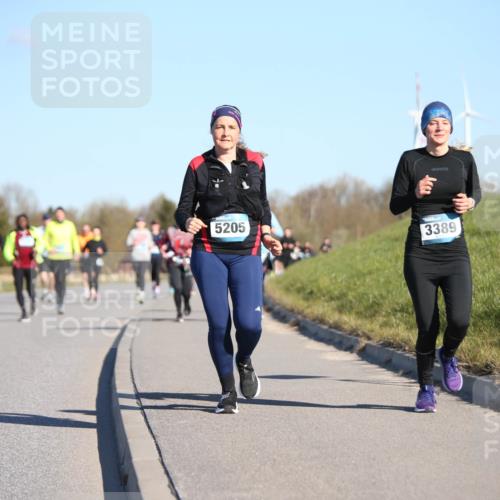 06.04.2025 - 44. Internationalen Wilhelmsburger Insellauf Jannik Wohlers http://msf.ph/oto/7616205 06.04.2025 09:37:16 Laufen 3153, 5205, 3389 meine-sportfotos.de