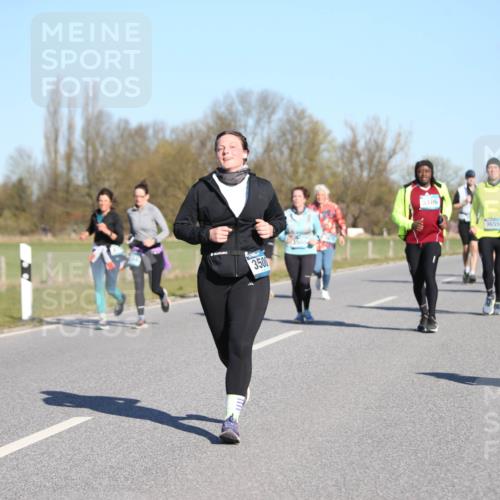 06.04.2025 - 44. Internationalen Wilhelmsburger Insellauf Jannik Wohlers http://msf.ph/oto/7616225 06.04.2025 09:37:23 Laufen 3500, 3508, 5106, 3655 meine-sportfotos.de