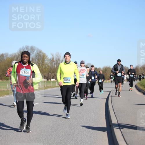 06.04.2025 - 44. Internationalen Wilhelmsburger Insellauf Jannik Wohlers http://msf.ph/oto/7616252 06.04.2025 09:37:27 Laufen 3508, 5106, 3655, 189, 3640 meine-sportfotos.de
