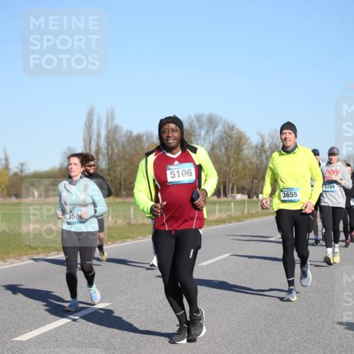06.04.2025 - 44. Internationalen Wilhelmsburger Insellauf Jannik Wohlers http://msf.ph/oto/7616253 06.04.2025 09:37:27 Laufen 350, 5106, 3640, 5189, 3655 meine-sportfotos.de