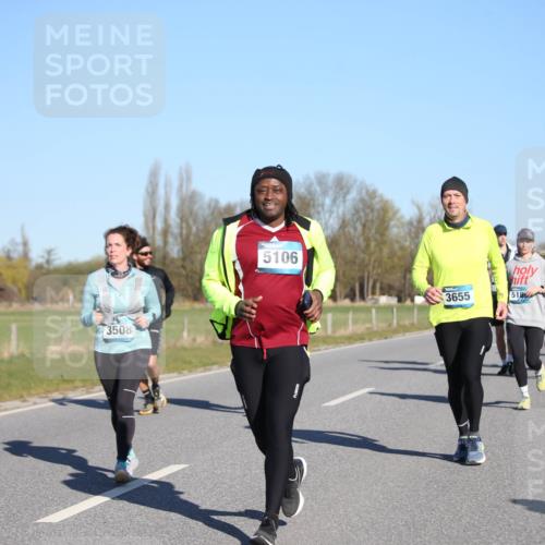 06.04.2025 - 44. Internationalen Wilhelmsburger Insellauf Jannik Wohlers http://msf.ph/oto/7616255 06.04.2025 09:37:27 Laufen 3508, 5106, 3655, 518, 4066, 3640 meine-sportfotos.de