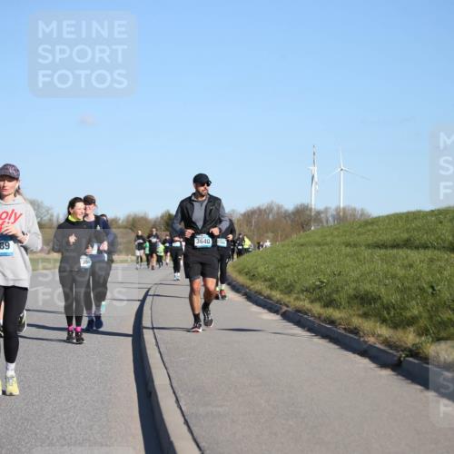 06.04.2025 - 44. Internationalen Wilhelmsburger Insellauf Jannik Wohlers http://msf.ph/oto/7616262 06.04.2025 09:37:29 Laufen 5189, 364, 3640, 766 meine-sportfotos.de