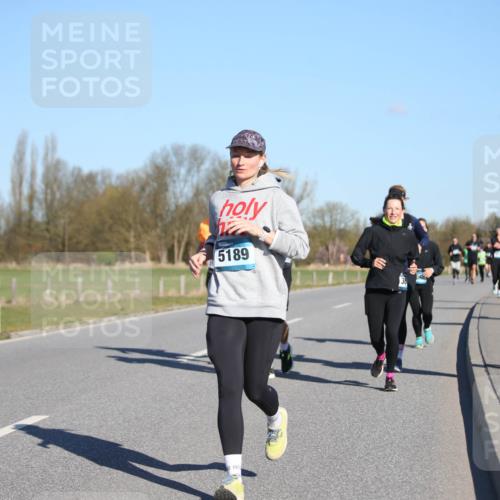 06.04.2025 - 44. Internationalen Wilhelmsburger Insellauf Jannik Wohlers http://msf.ph/oto/7616265 06.04.2025 09:37:30 Laufen 5189, 3640 meine-sportfotos.de