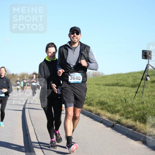 06.04.2025 - 44. Internationalen Wilhelmsburger Insellauf Jannik Wohlers http://msf.ph/oto/7616280 06.04.2025 09:37:33 Laufen 3153, 4866, 3640 meine-sportfotos.de