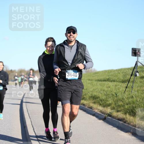 06.04.2025 - 44. Internationalen Wilhelmsburger Insellauf Jannik Wohlers http://msf.ph/oto/7616281 06.04.2025 09:37:33 Laufen 3153, 4066, 3640 meine-sportfotos.de
