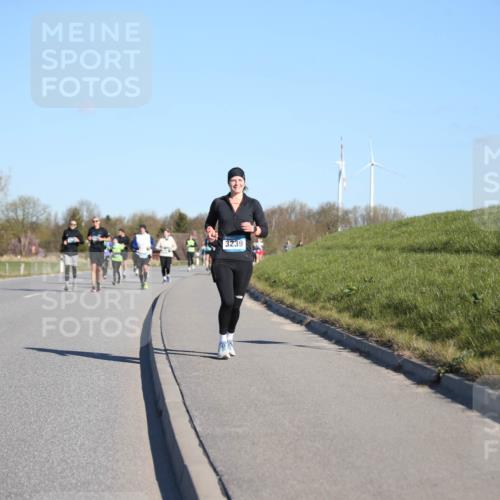 06.04.2025 - 44. Internationalen Wilhelmsburger Insellauf Jannik Wohlers http://msf.ph/oto/7616316 06.04.2025 09:37:38 Laufen 3239 meine-sportfotos.de