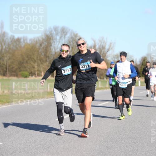 06.04.2025 - 44. Internationalen Wilhelmsburger Insellauf Jannik Wohlers http://msf.ph/oto/7616331 06.04.2025 09:37:48 Laufen 3312, 3311, 17, 448, 4533 meine-sportfotos.de