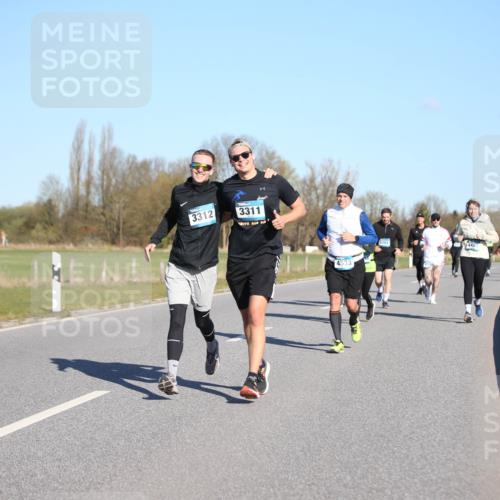 06.04.2025 - 44. Internationalen Wilhelmsburger Insellauf Jannik Wohlers http://msf.ph/oto/7616339 06.04.2025 09:37:49 Laufen 3312, 3311, 4533, 5101, 448 meine-sportfotos.de